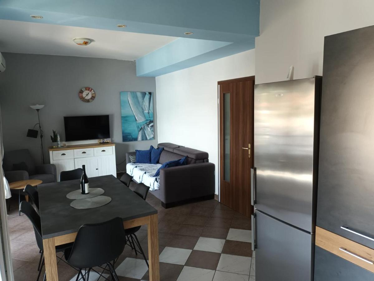 Sea View Apartment Sunrise Poljica & Blue Lagoon Rent A Boat Exteriör bild