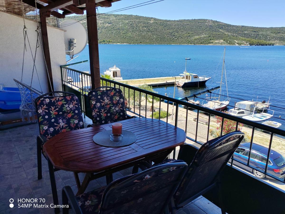 Sea View Apartment Sunrise Poljica & Blue Lagoon Rent A Boat Exteriör bild
